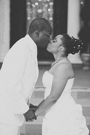 Art Thru The Eye Ov Ra Wedding Portraits