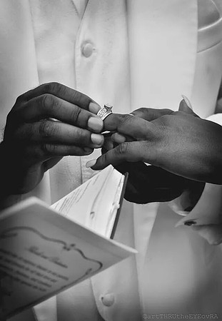 Art Thru The Eye Ov Ra Wedding Portraits